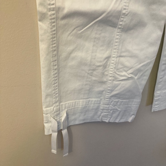 Westbound white cargo pants, size12. - Picture 5 of 6